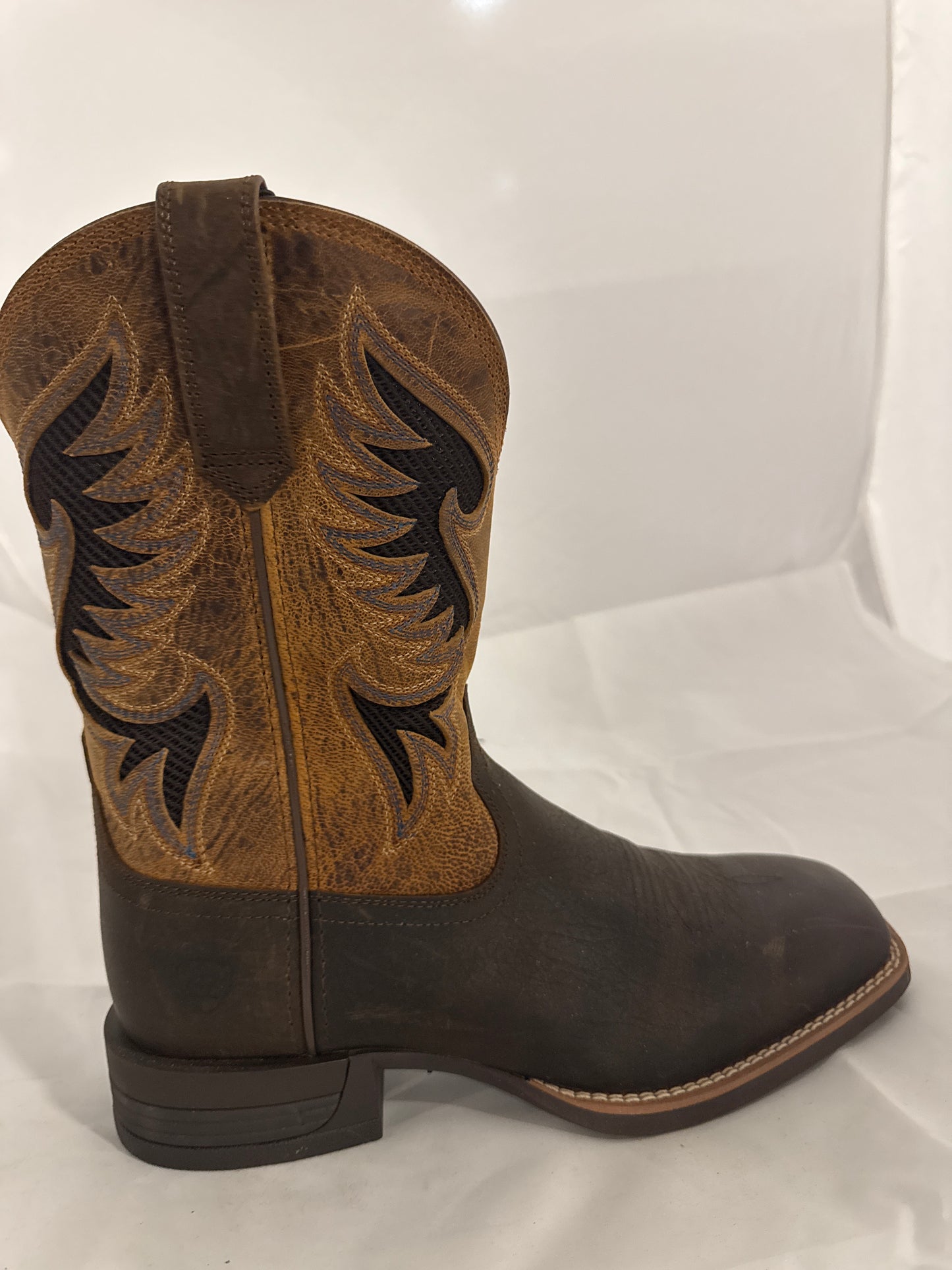 ARIAT Cowpuncher Ventek 10044573